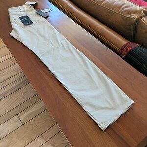 Armani Jeans J12 “Rosemary” – White Jeans – Size 24 – New With Tags – Made in In
